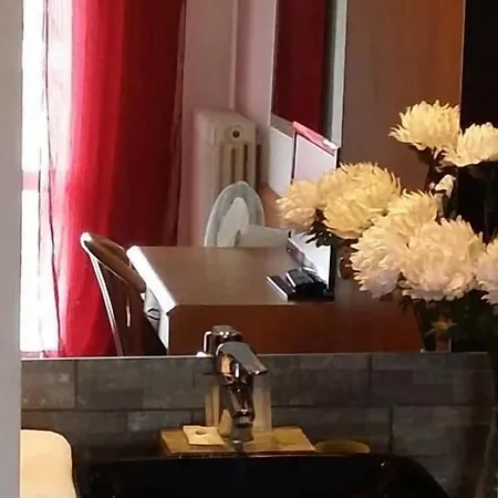 Ambra Hotel *