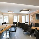 Ambra * Milaan